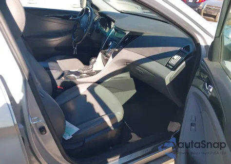 2011 Hyundai Sonata Limited z USA, uszkodzony, nr VIN 5NPEC4AC7BH011645